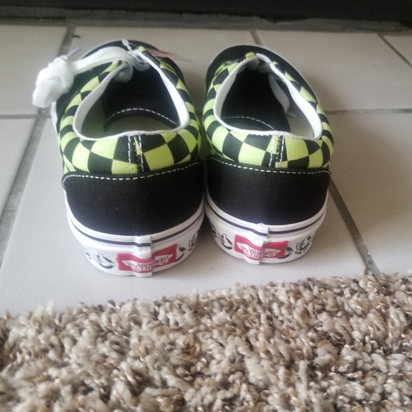 NWT Green & Black Checkered Vans Size 7 Women - Picture 3 of 6